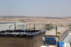 וילה לבנה יבנאל 13