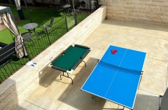 אירוח כנפי נשרים 1