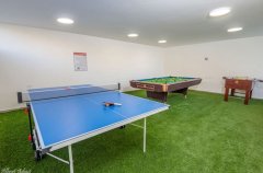 אחוזת האלונים 10