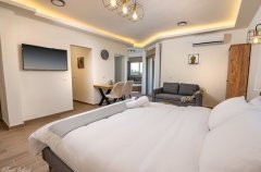 אחוזת האלונים 4