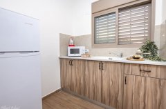 אחוזת האלונים 57