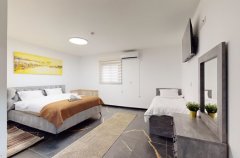 אחוזת האלונים 25