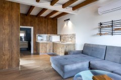 אחוזת ראש ההר 17