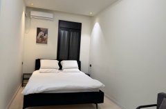 וויט פאלאס 33