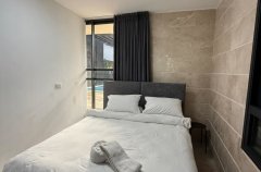 אחוזת ניל 17