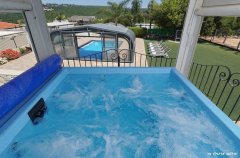 וילה אחוזת שושנים בוטיק 24