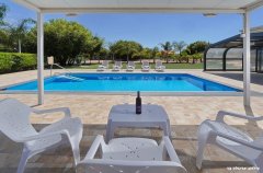 וילה אחוזת שושנים בוטיק 18